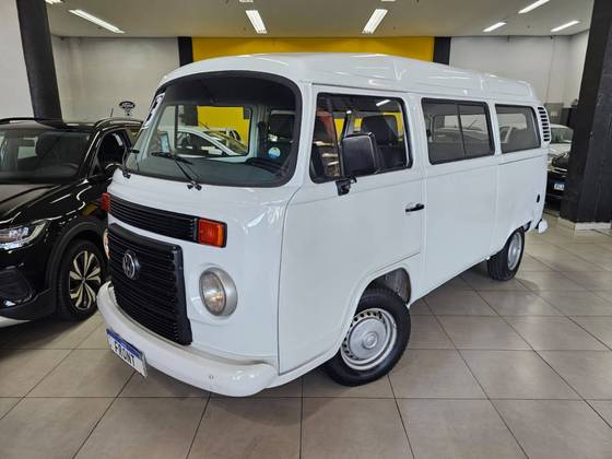 VOLKSWAGEN KOMBI 1.4 MI STD LOTAÇÃO 8V FLEX 3P MANUAL VOLKSWAGEN KOMBI 1.4 MI STD LOTAÇÃO 8V FLEX 3P MANUAL